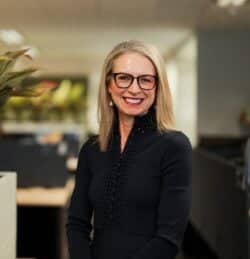 Francine Ryan headshot